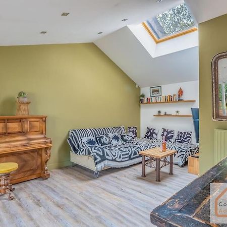 Maison A Lyon Parilly Avec Piscine, Jardin, Parking Prive & Proche Eurexpo Venissieux Luaran gambar