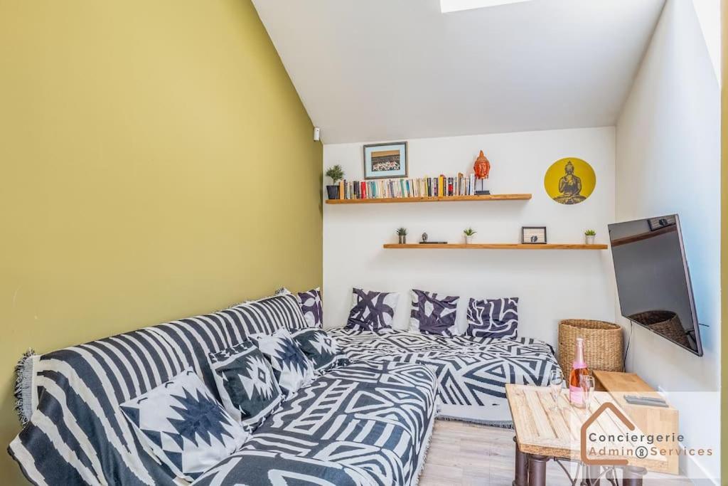 Maison A Lyon Parilly Avec Piscine, Jardin, Parking Prive & Proche Eurexpo Venissieux Luaran gambar